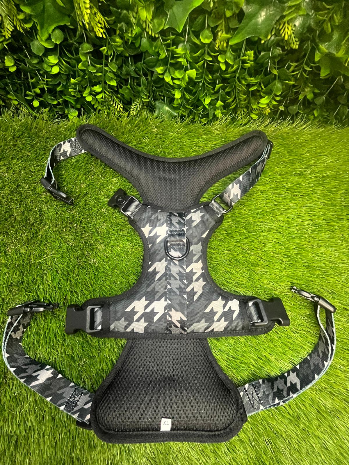 Westwood Dog Co Harness - BIG BREEDS - Monochrome Houndstooth Print