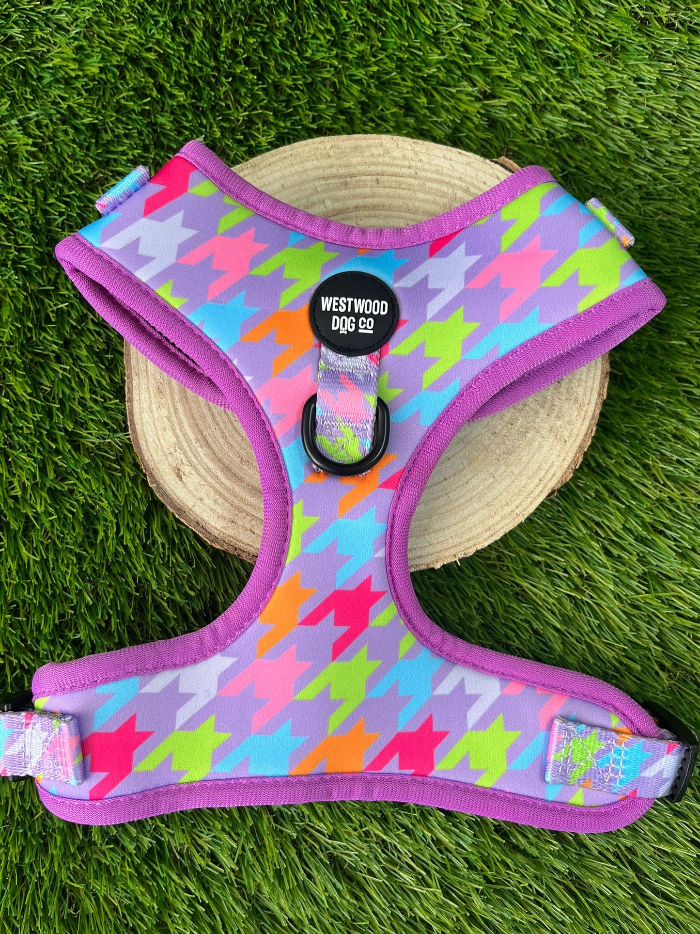Westwood Dog Co Harness - Bubblegum Houndstooth Print