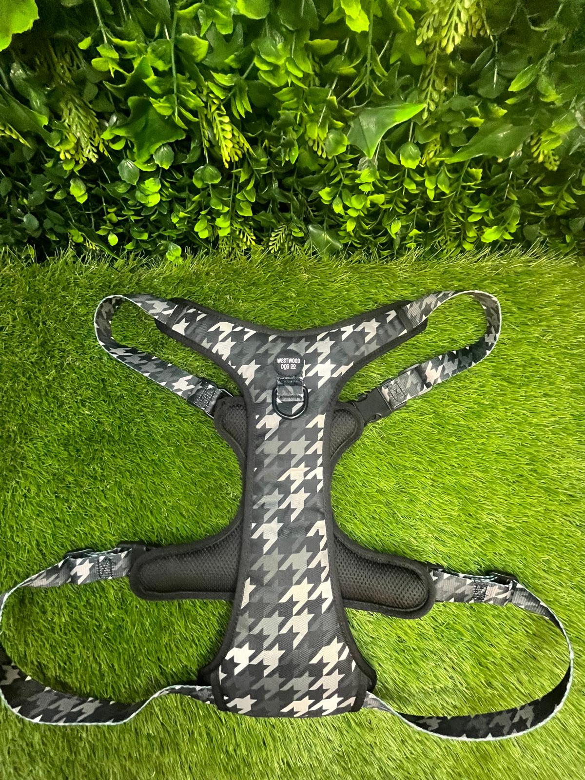 Westwood Dog Co Harness - BIG BREEDS - Monochrome Houndstooth Print